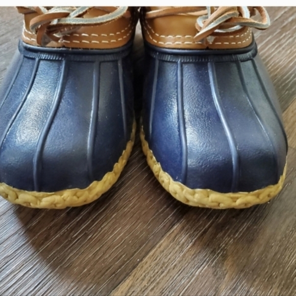 L.L Bean Navy Blue Tan Short Duck Boot 8 - Picture 3 of 8